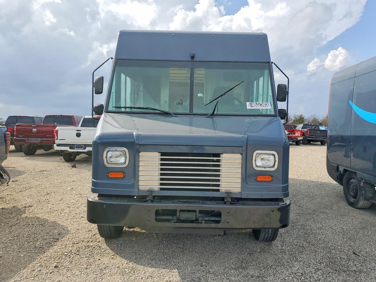 2020 Ford F59 Delivery Truck