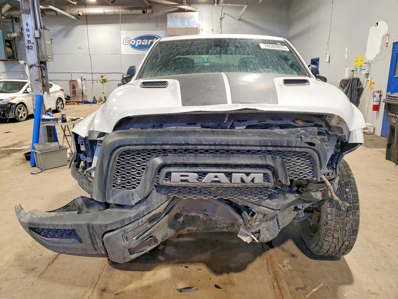 2022 Dodge Ram 1500 Classic slt