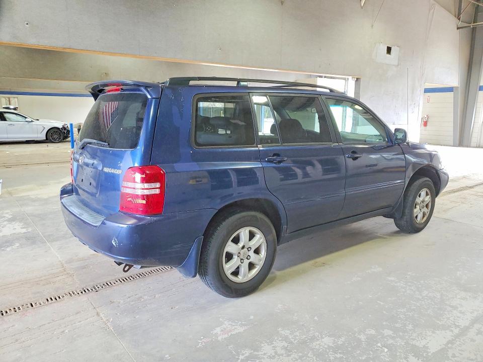 2002 Toyota Highlander Base