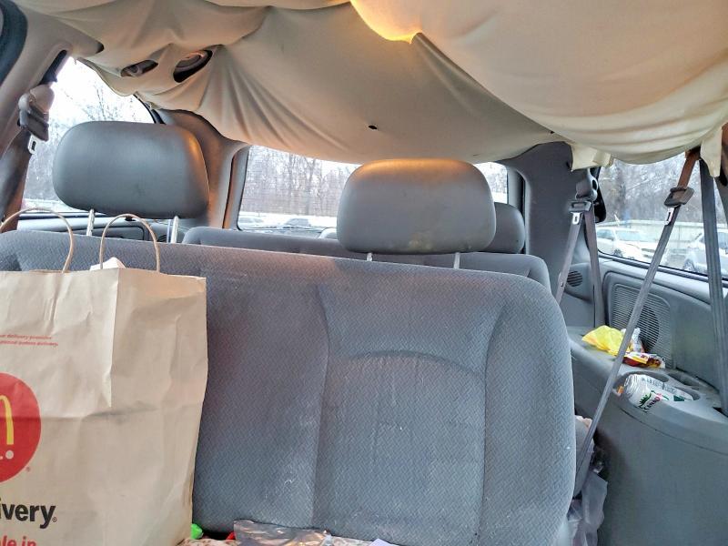 2005 Dodge Grand Caravan se