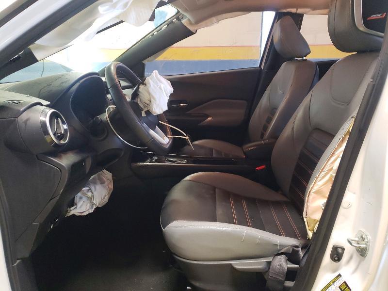 2021 Nissan Kicks sr