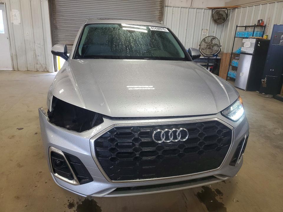 2022 Audi Q5 Premium Plus 45