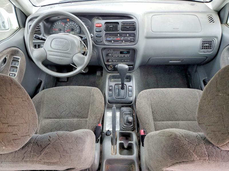 2001 Chevrolet Tracker lt