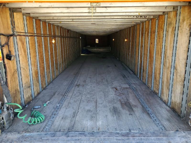 1996 Kentucky Enclosed Car Hauler W / Liftgate