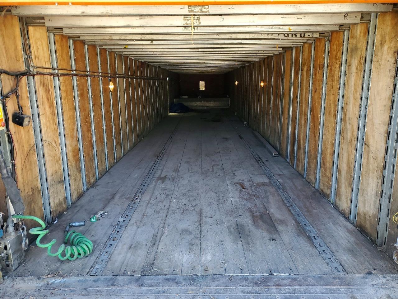 1996 Kentucky Enclosed Car Hauler W / Liftgate