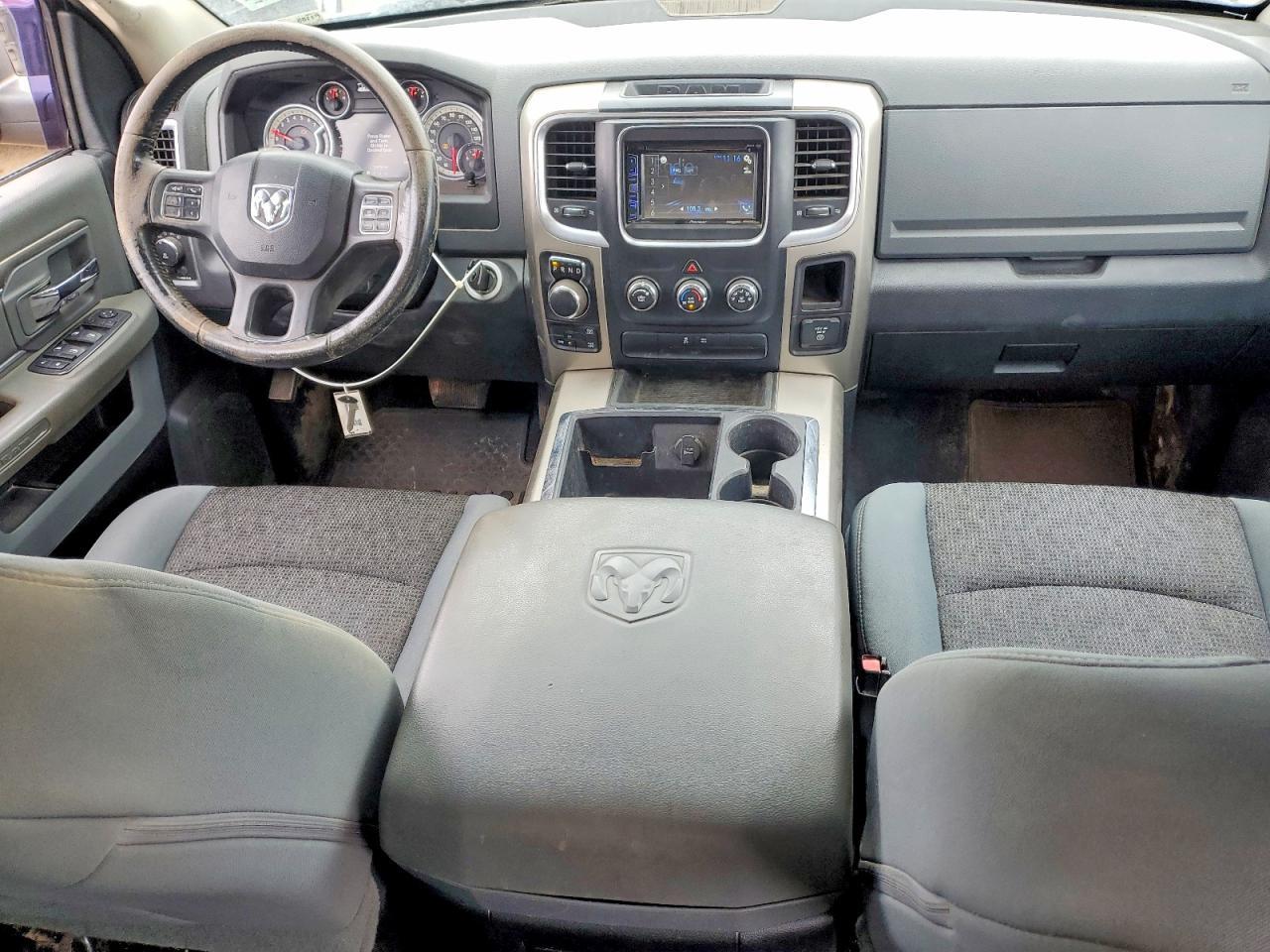 2013 Dodge RAM 1500 SLT