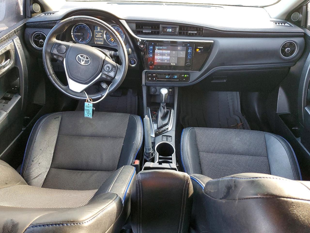 2017 Toyota Corolla se