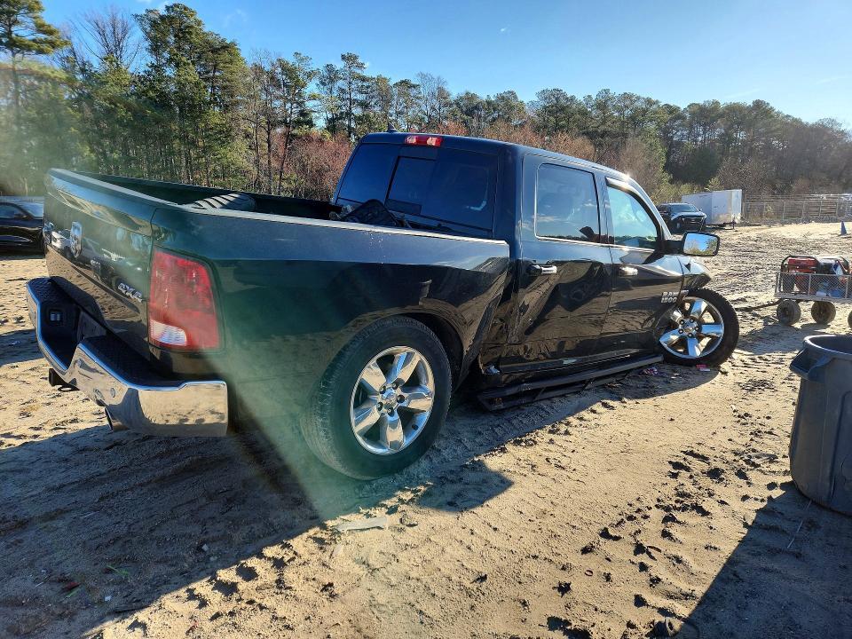 2018 Dodge RAM 1500 SLT