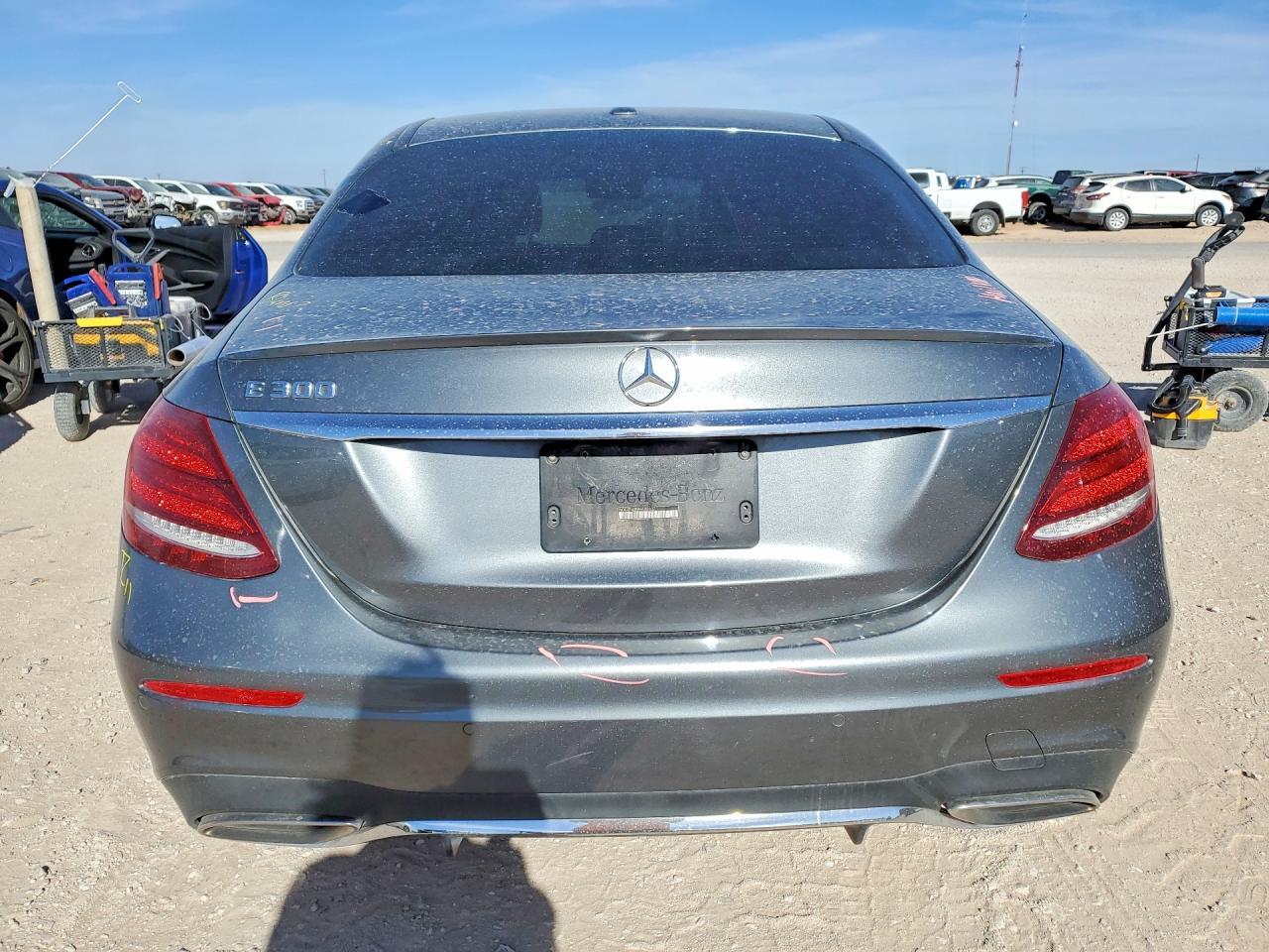 2017 Mercedes-Benz E 300