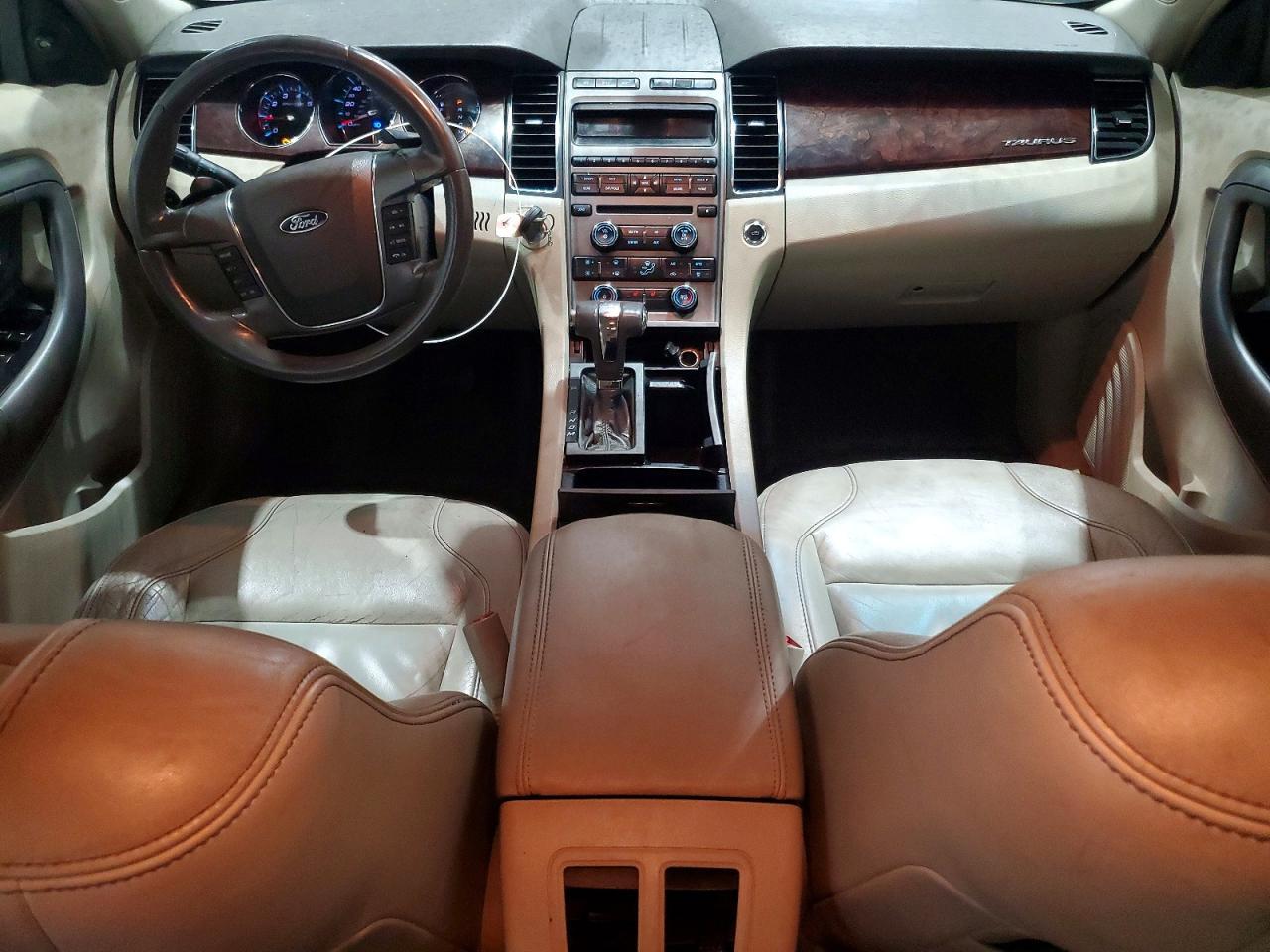 2011 Ford Taurus sel