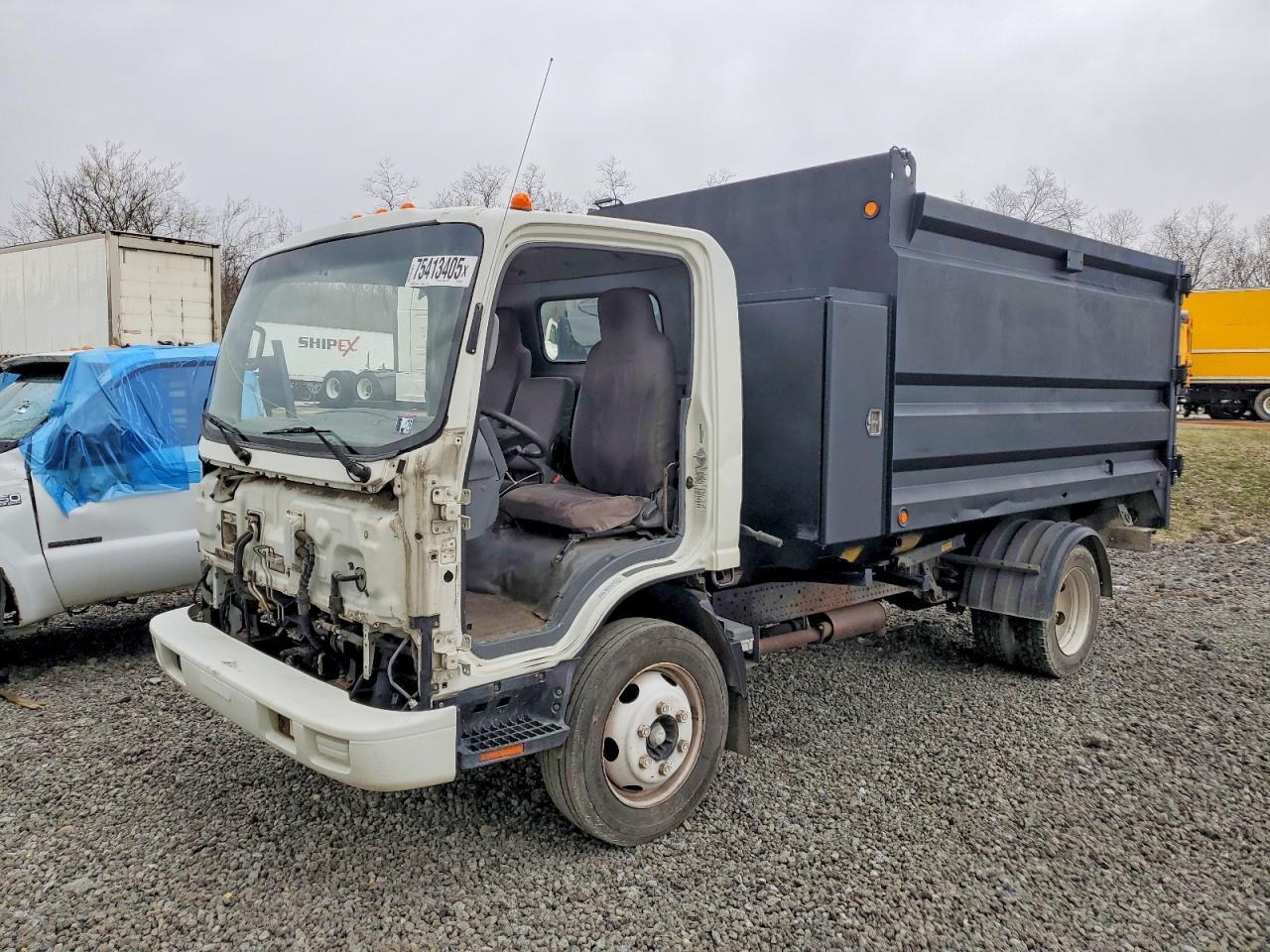 2017 Isuzu NPR HD Dump Truck