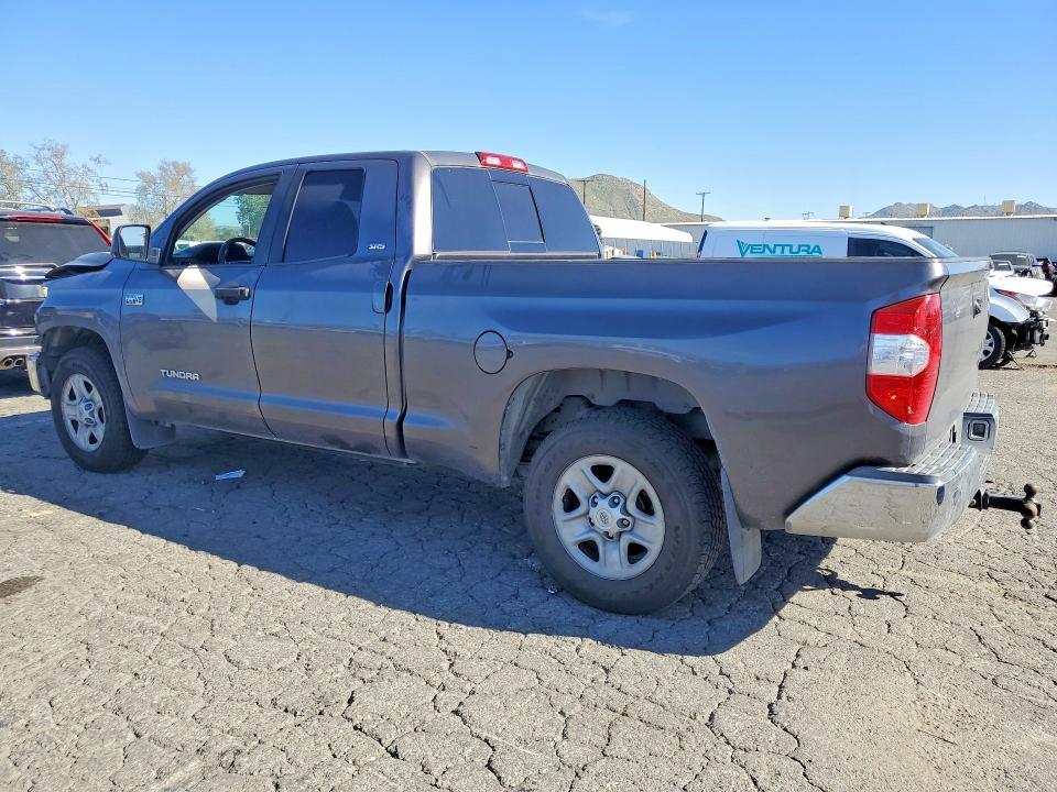 2015 Toyota Tundra SR5