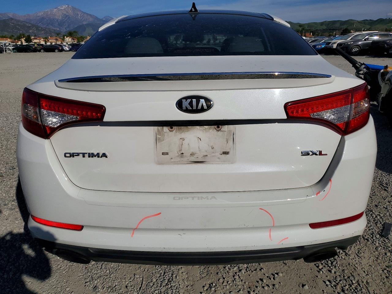 2013 KIA Optima sx
