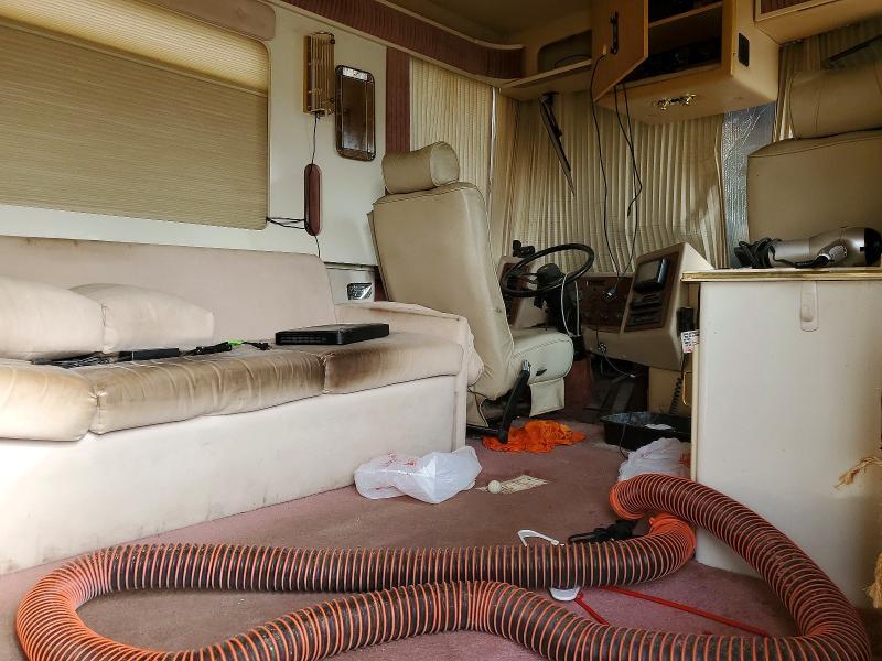 1993 Gulf Stream 1992 Spartan Motorhome
