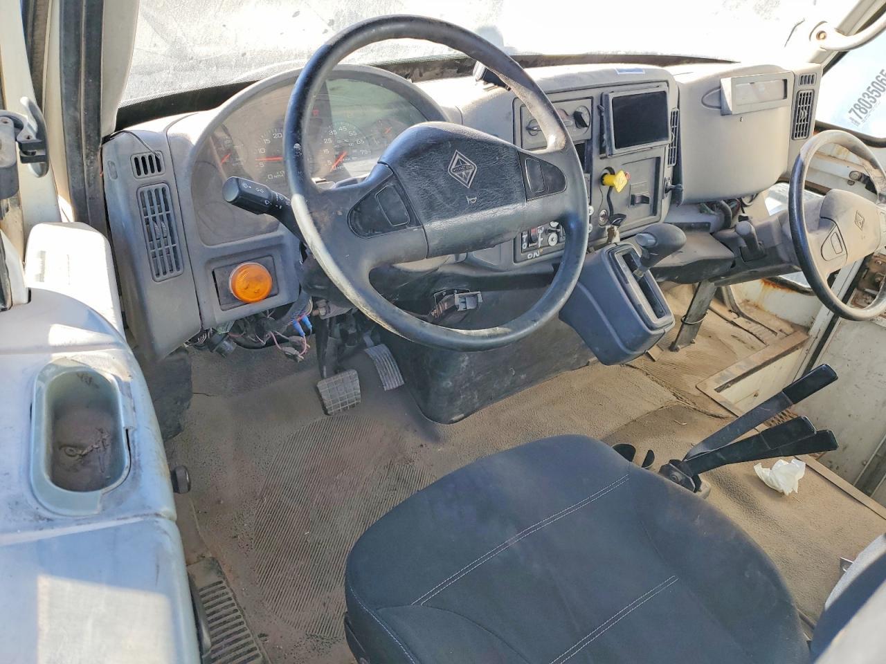 2004 International 4300 TOW Truck