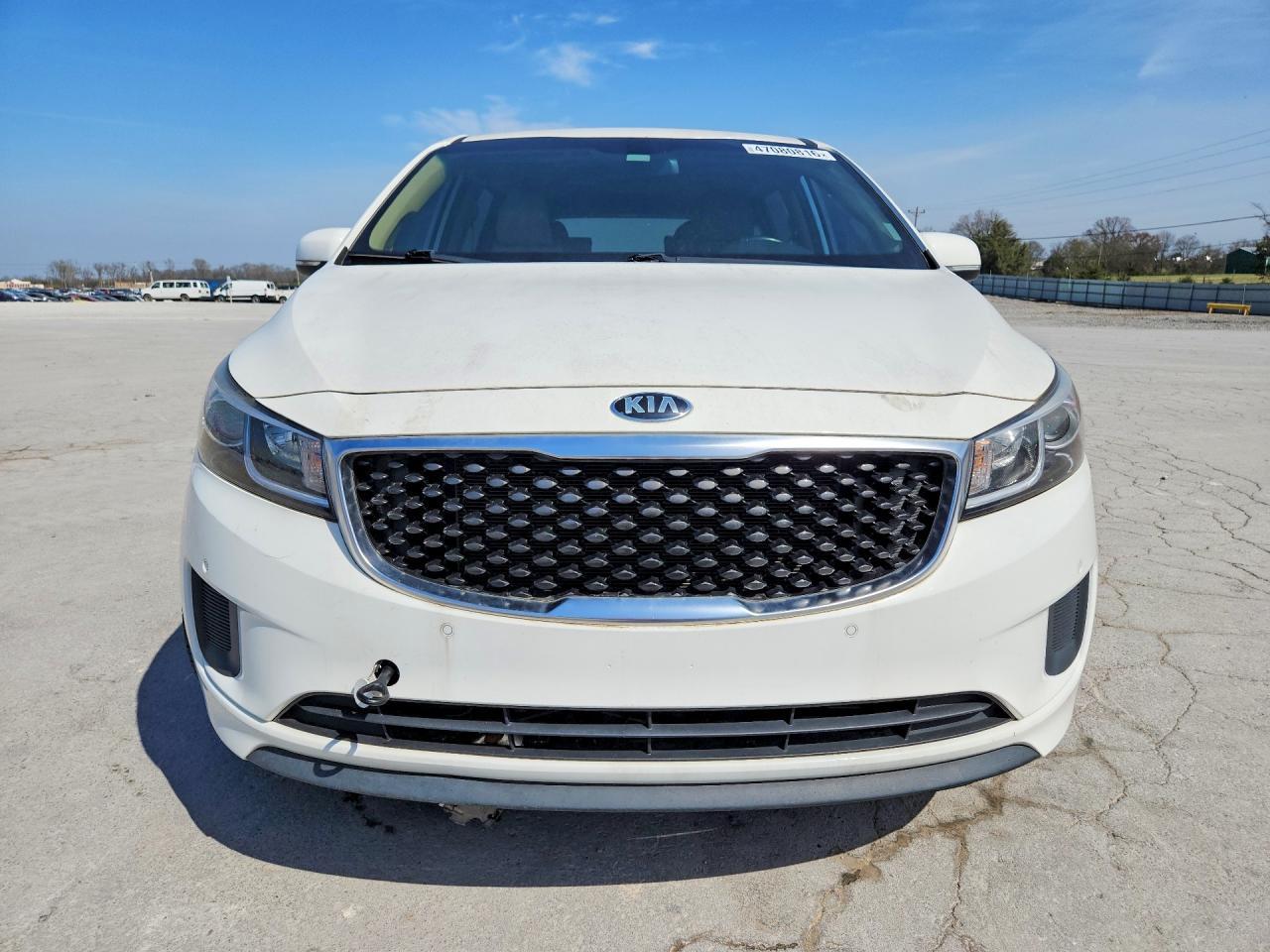 2016 KIA Sedona lx