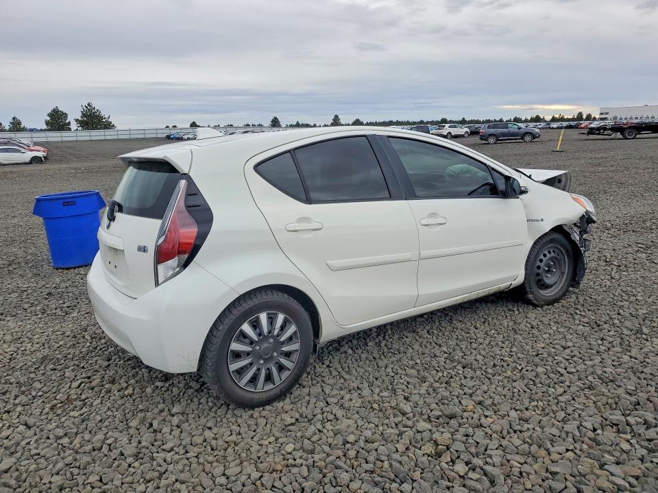 2015 Toyota Prius c one