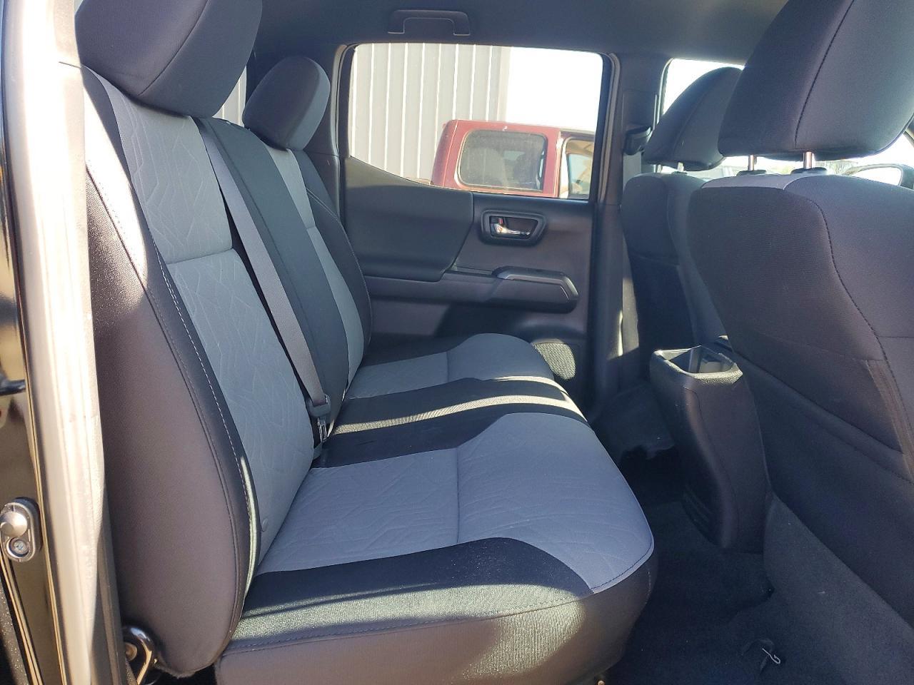 2023 Toyota Tacoma TRD OFF-Road