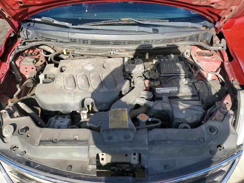 2011 Nissan Versa 1.8 s