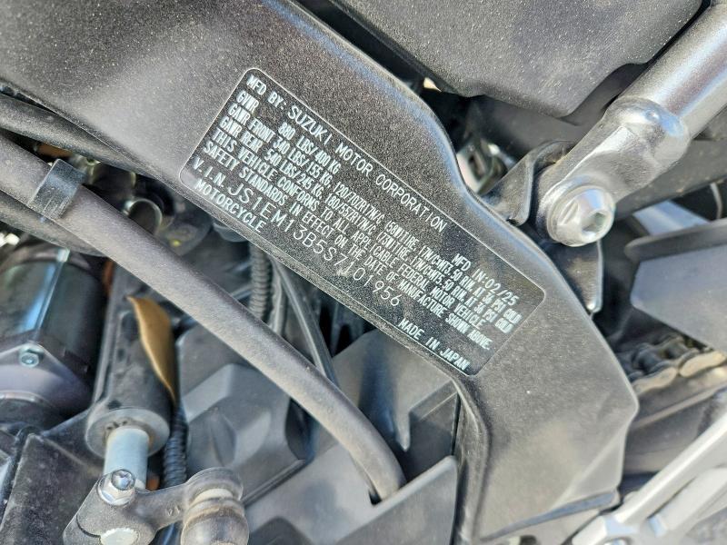 2025 Suzuki GSX800 F