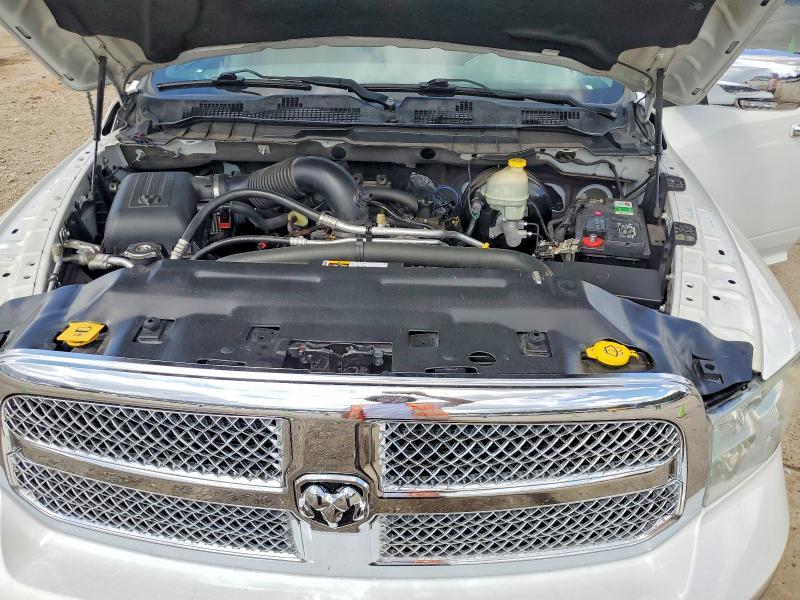 2016 Ram Trucks 1500 slt