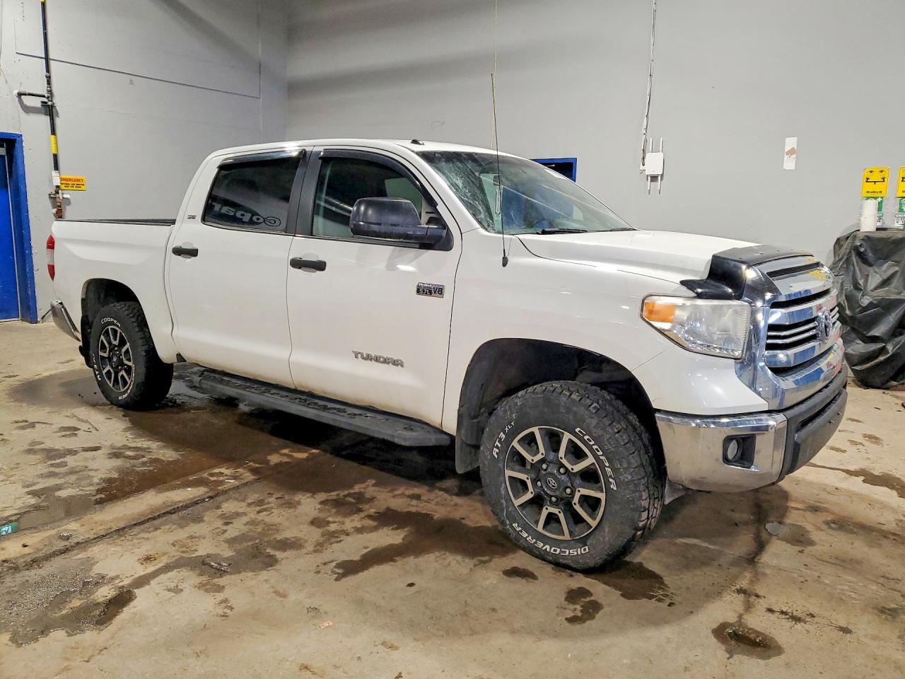 2017 Toyota Tundra SR5