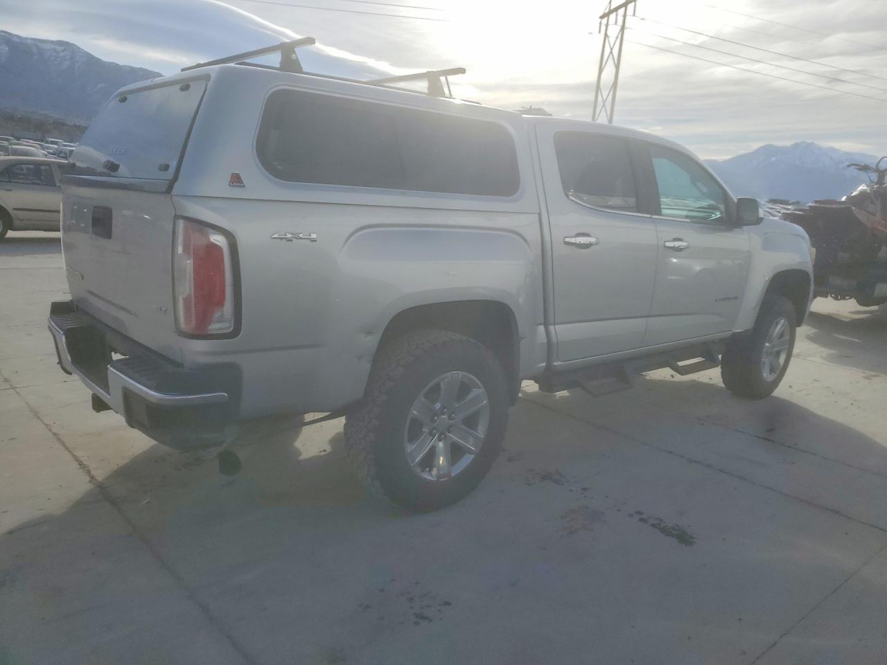 2017 GMC Canyon SLT