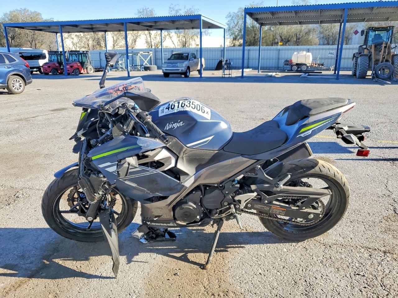 2022 Kawasaki EX400
