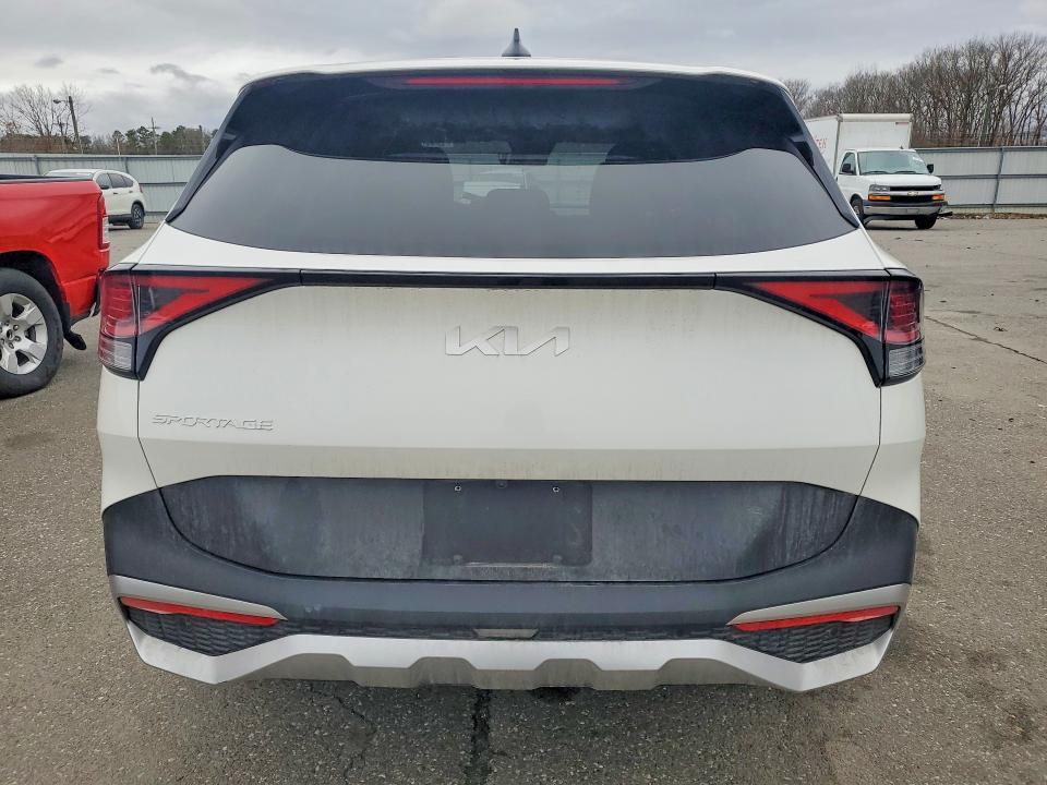 2025 KIA Sportage lx