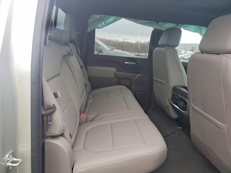 2022 GMC Sierra K2500 SLT