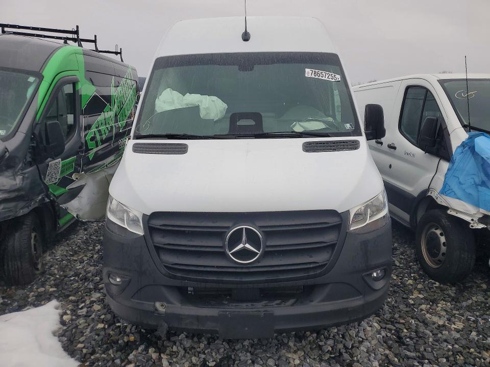 2025 Mercedes-Benz Sprinter 2500