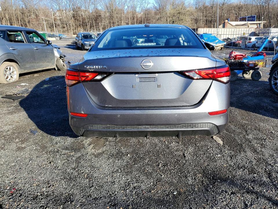 2025 Nissan Sentra sv