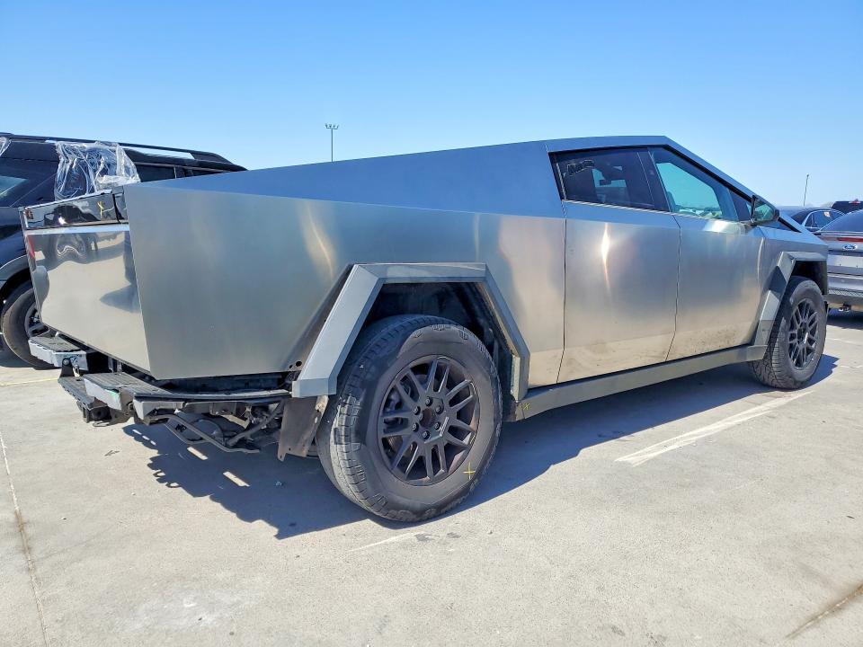 2024 Tesla Cybertruck