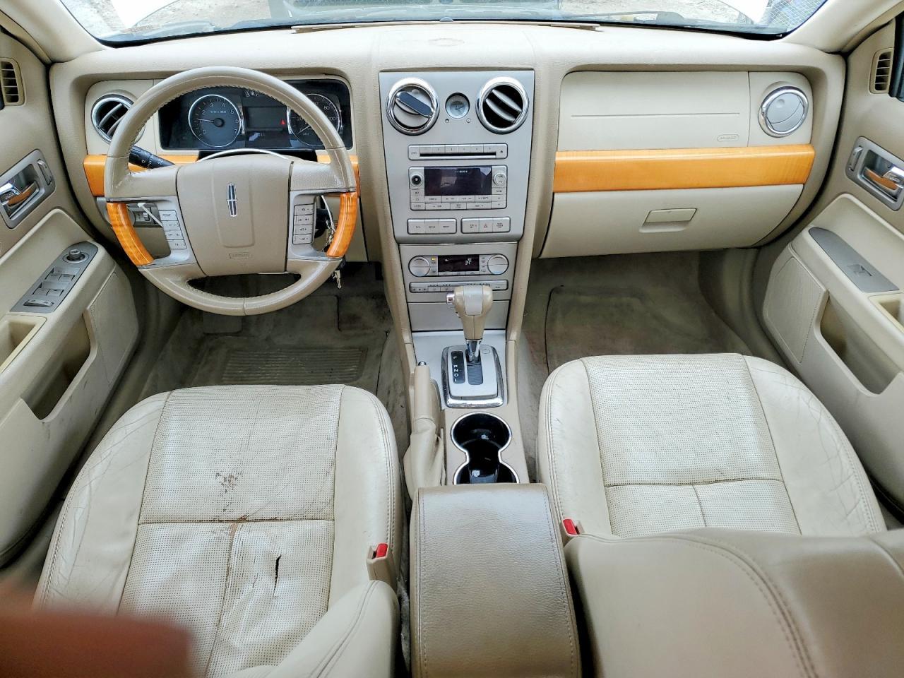 2007 Lincoln Townhouse MKZ