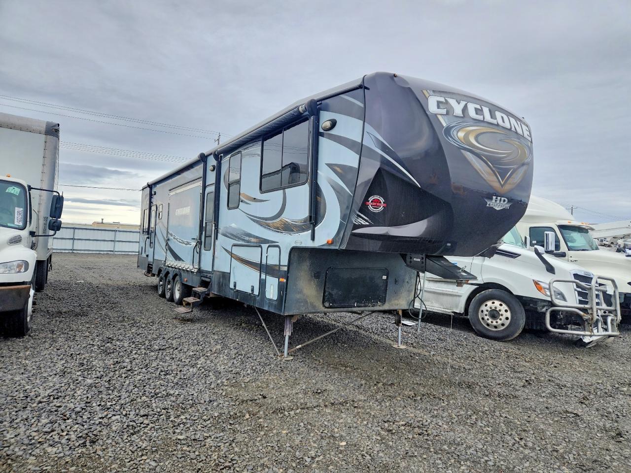 2016 Heartland Rv CYCLONE, EDGE, FUEL,RAZOR, Road WARRIOR, Torque