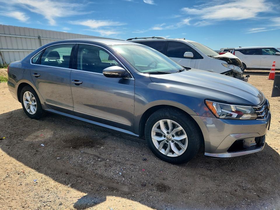 2016 Volkswagen Passat s