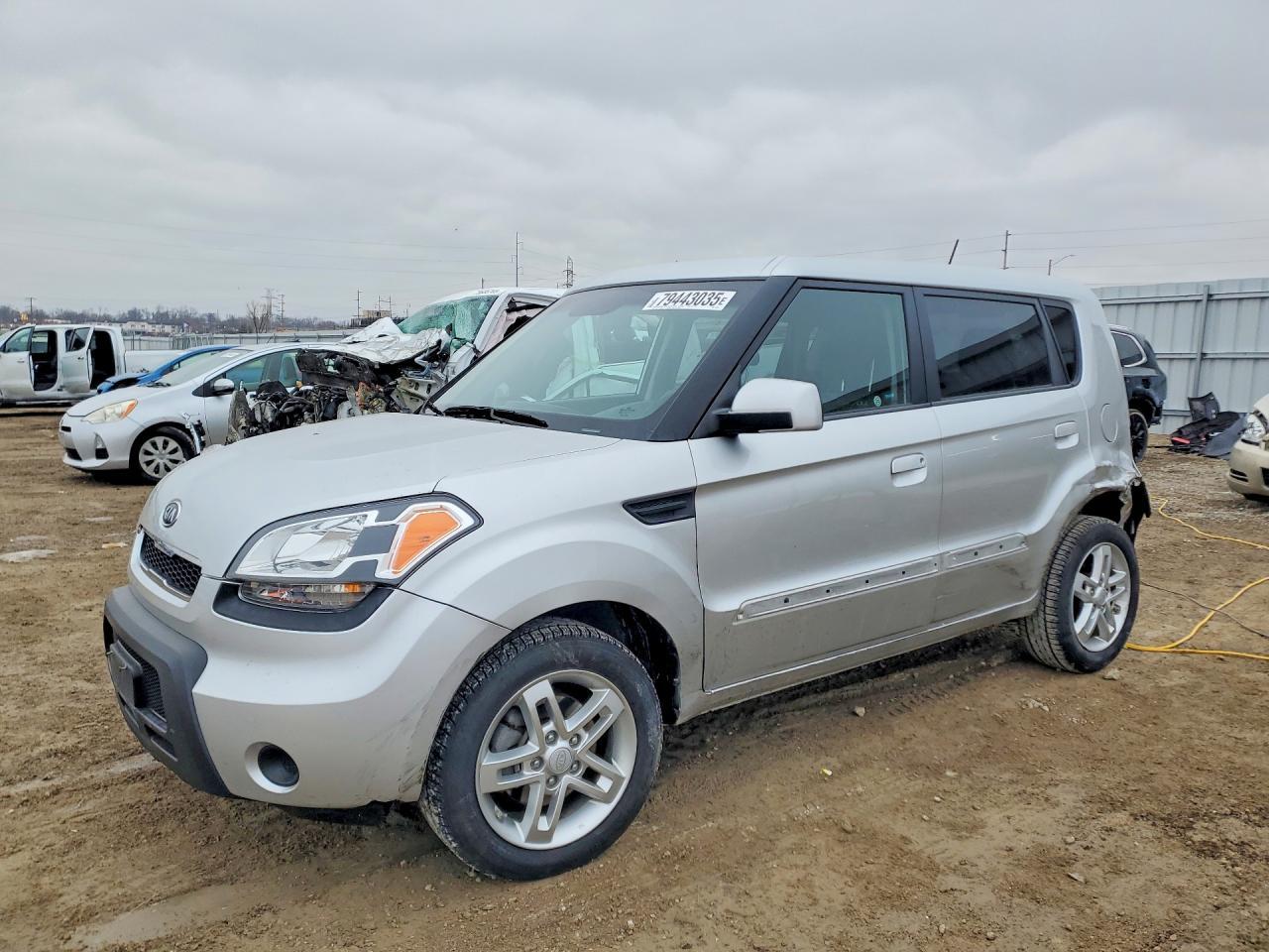 2010 KIA Soul +