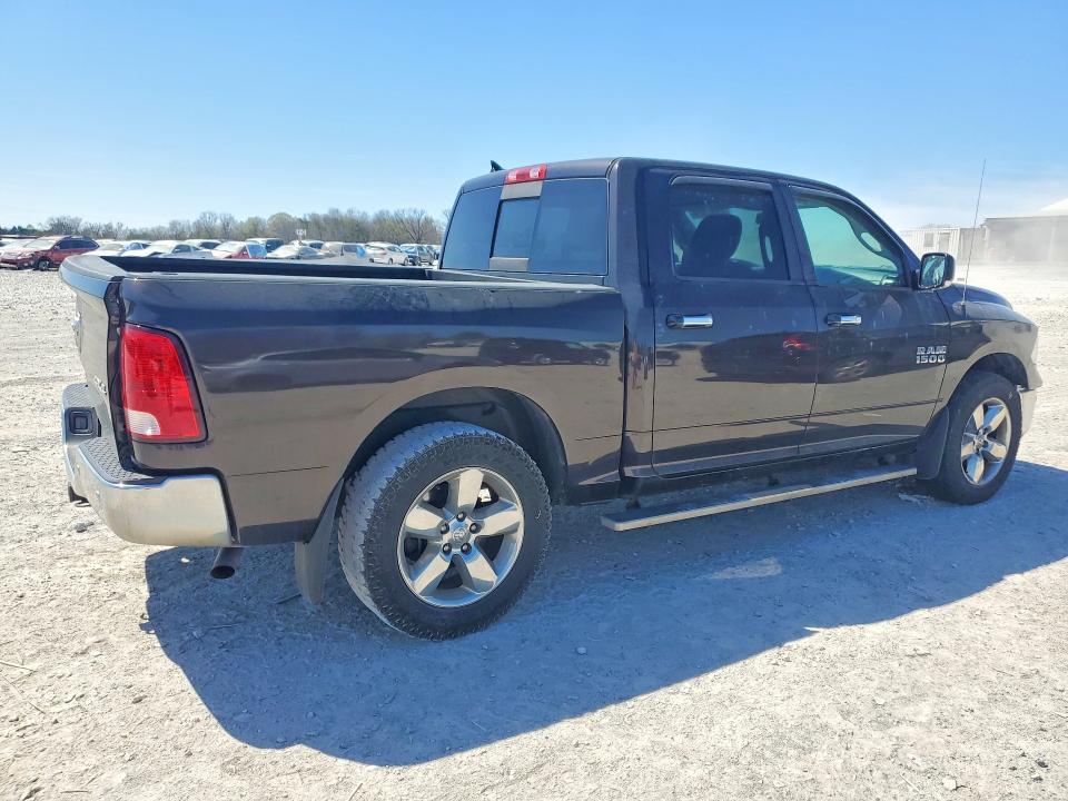 2017 Dodge Ram 1500 slt