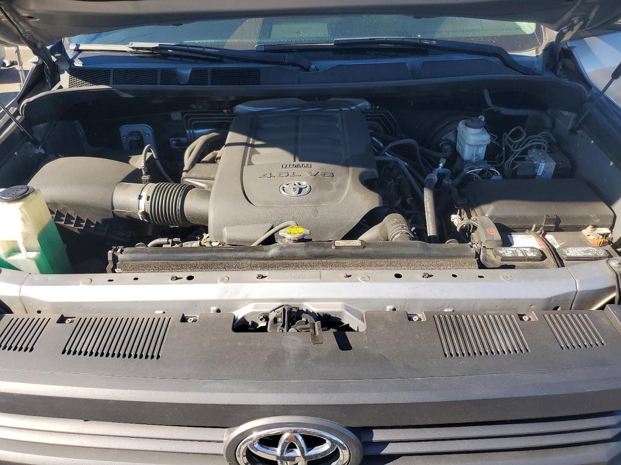 2015 Toyota Tundra SR5