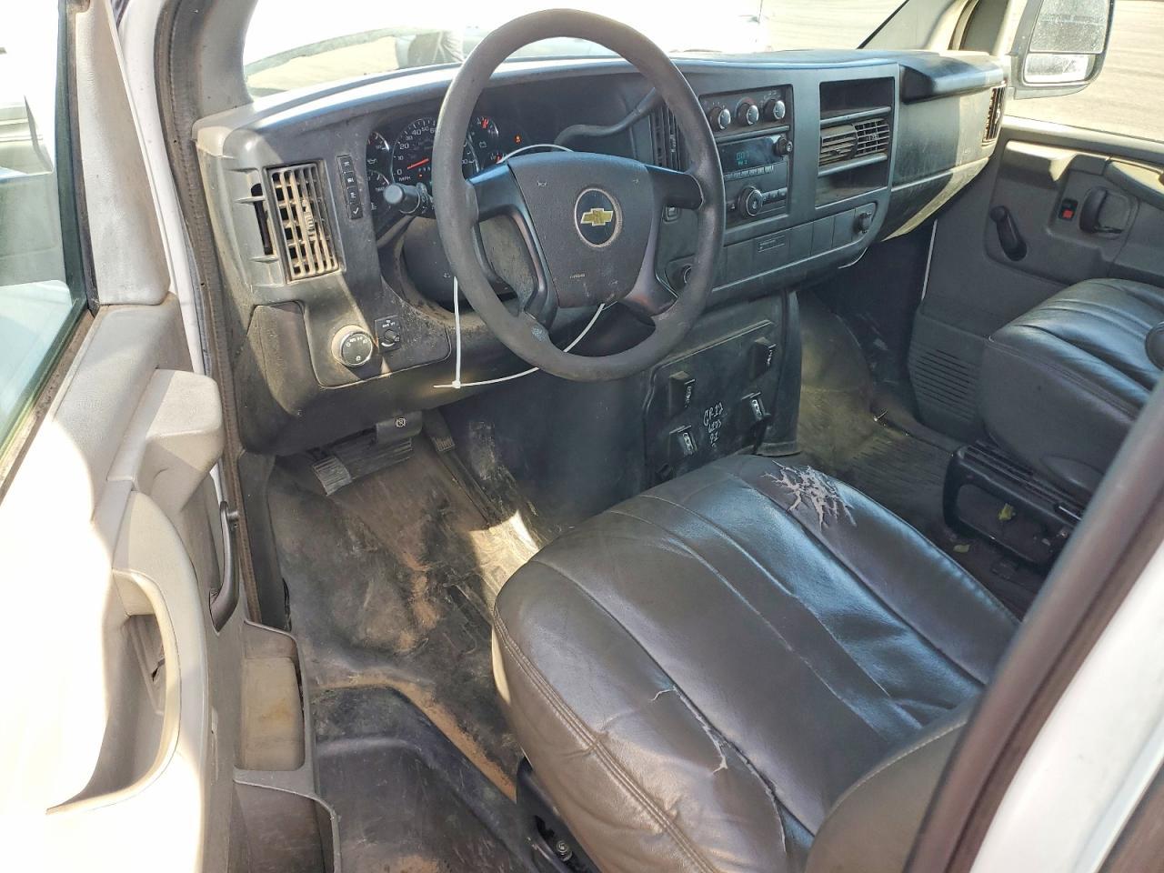 2013 Chev Express G1500