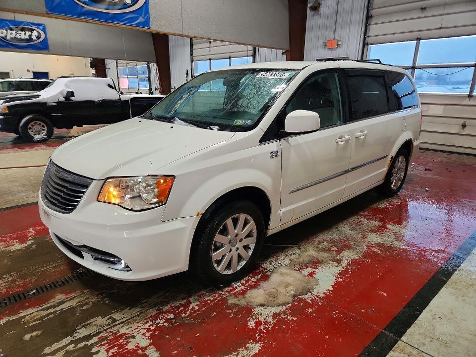 2013 Chrysler Town & Country Touring