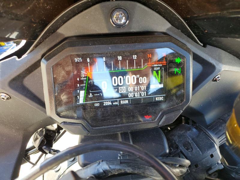 2025 Kawasaki ZX1002 M