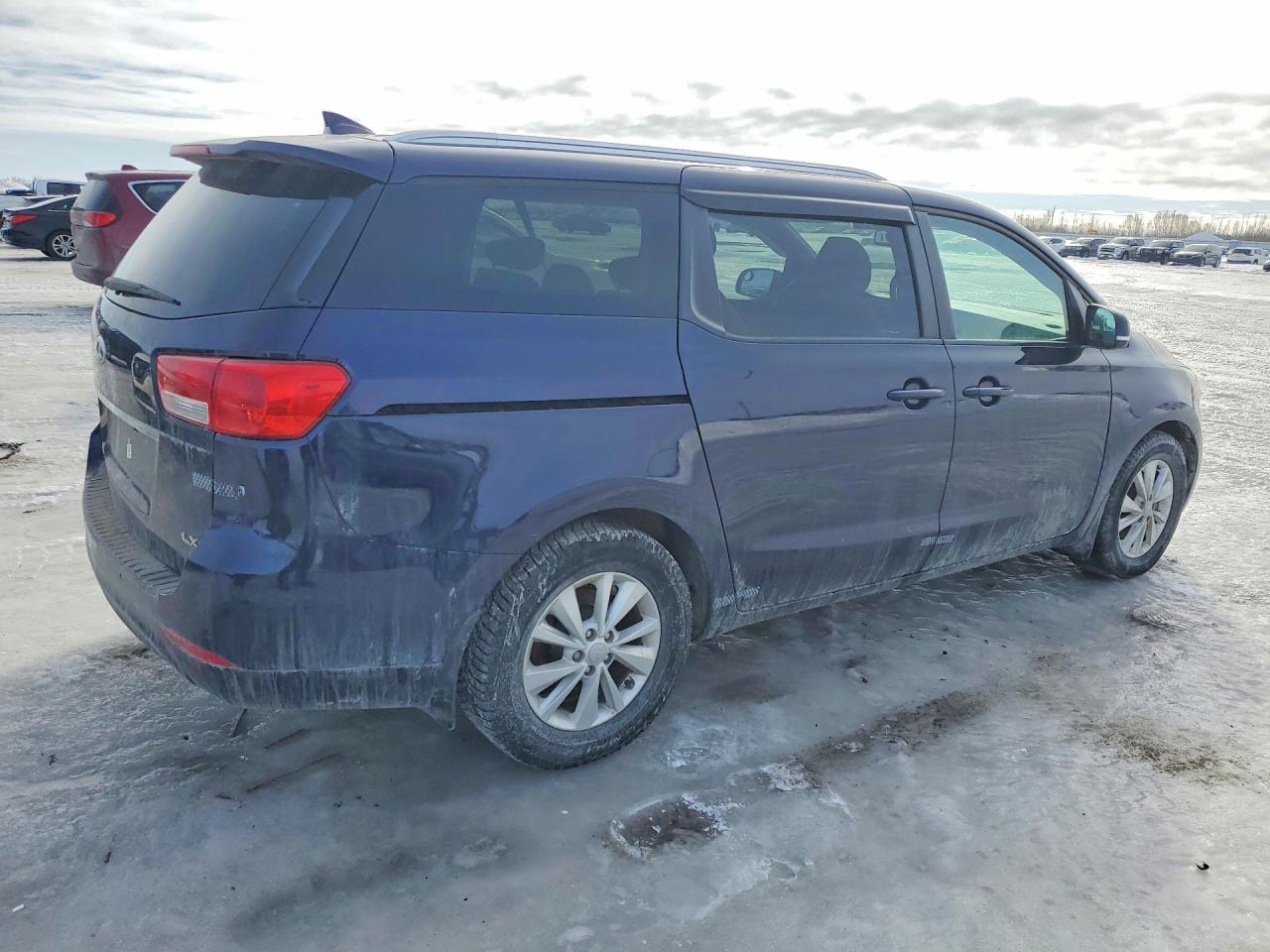 2018 KIA Sedona lx