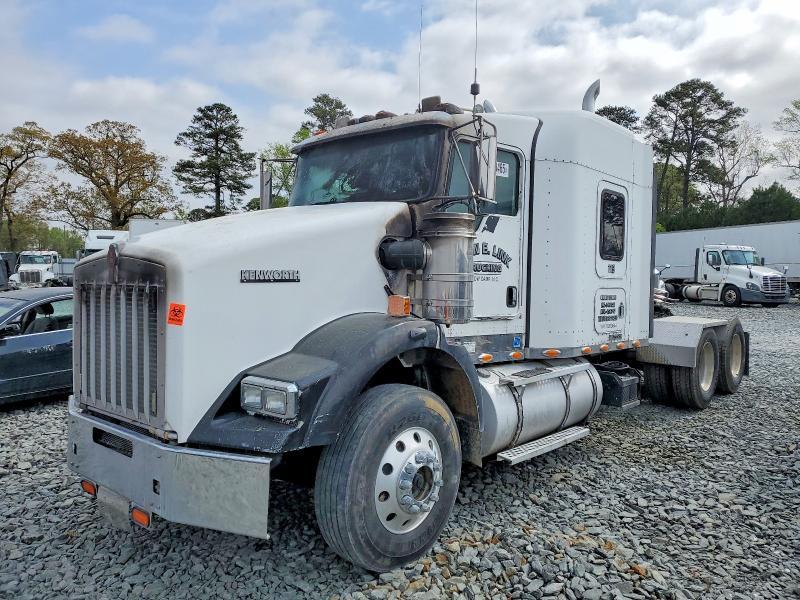 2007 Kenworth T880 Semi Truck