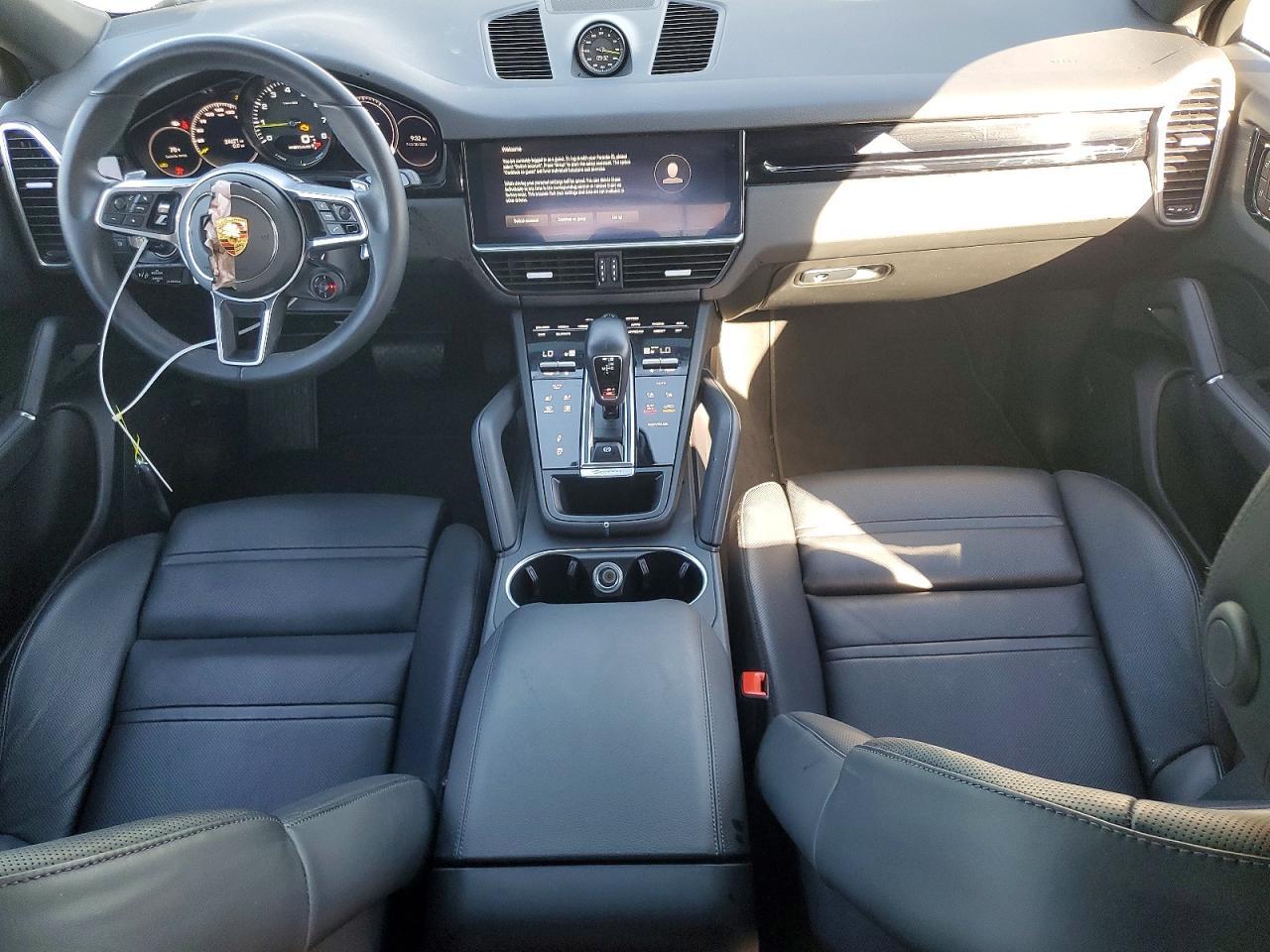 2022 Porsche Cayenne e Hybrid Coupe