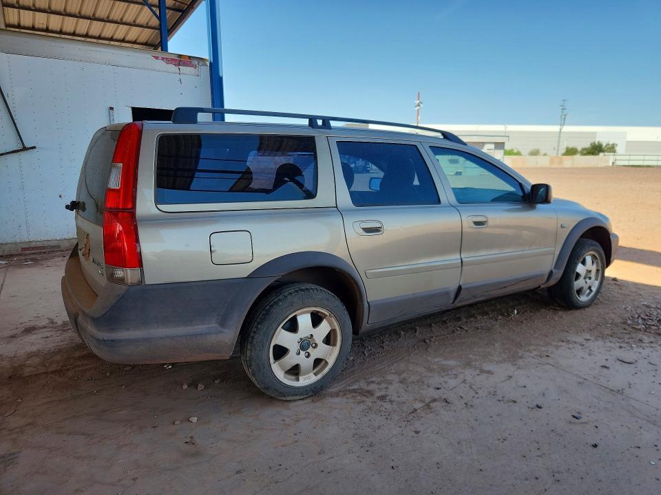 2002 Volvo V70 xc