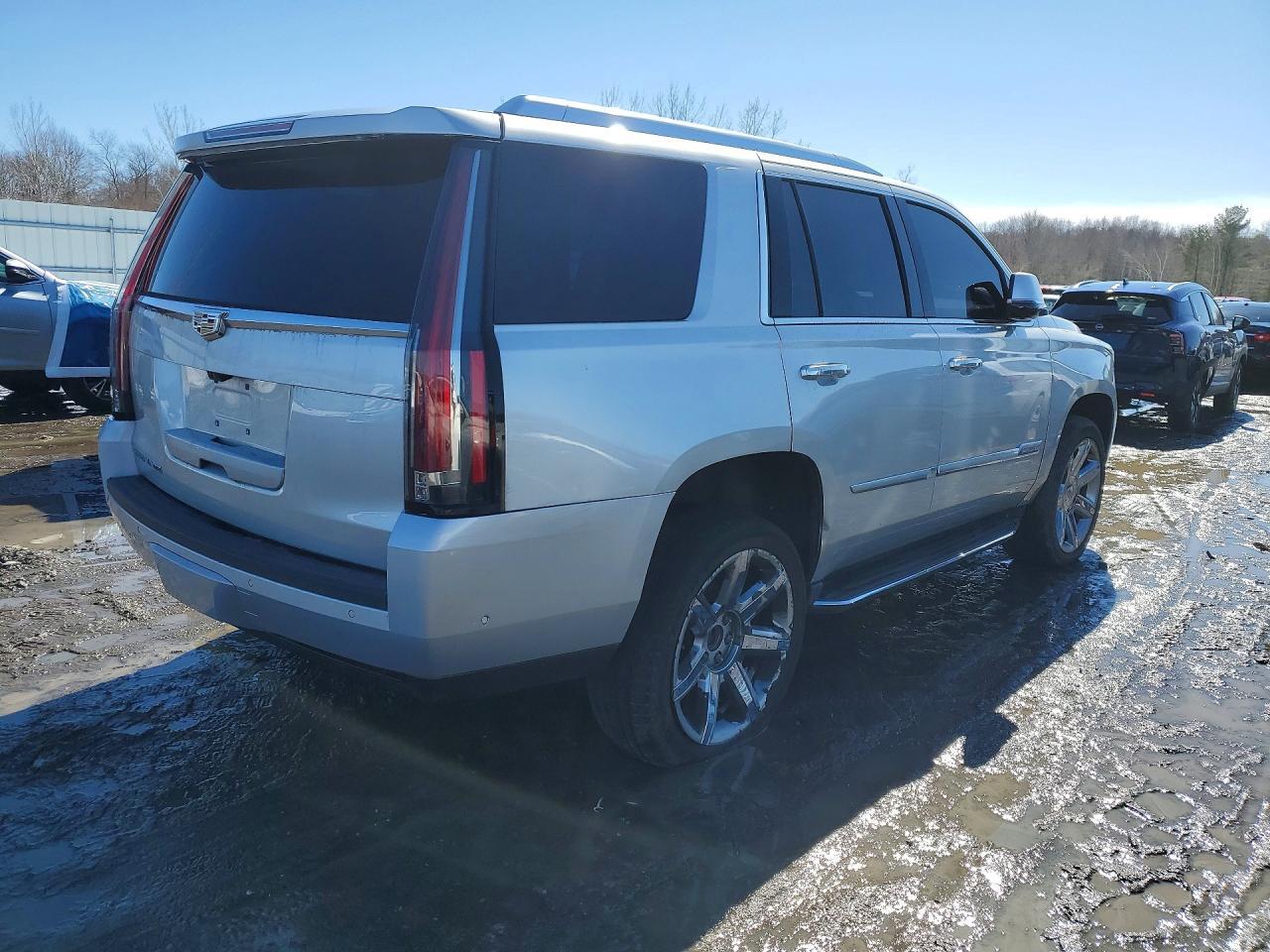 2017 Cadillac Escalade Luxury