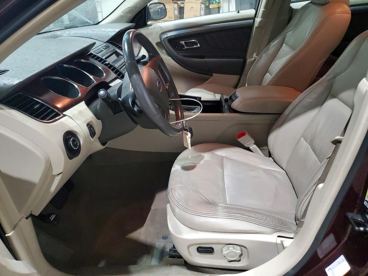 2011 Ford Taurus sel