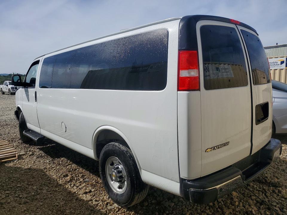 2025 Chevrolet Express G3500 LT