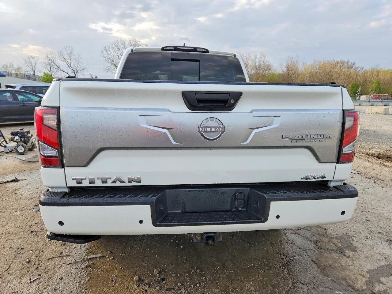 2023 Nissan Titan Platinum Reserve